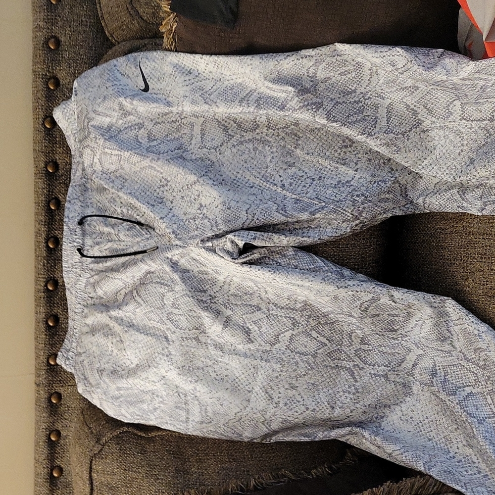 Nike  pants  never  worn
